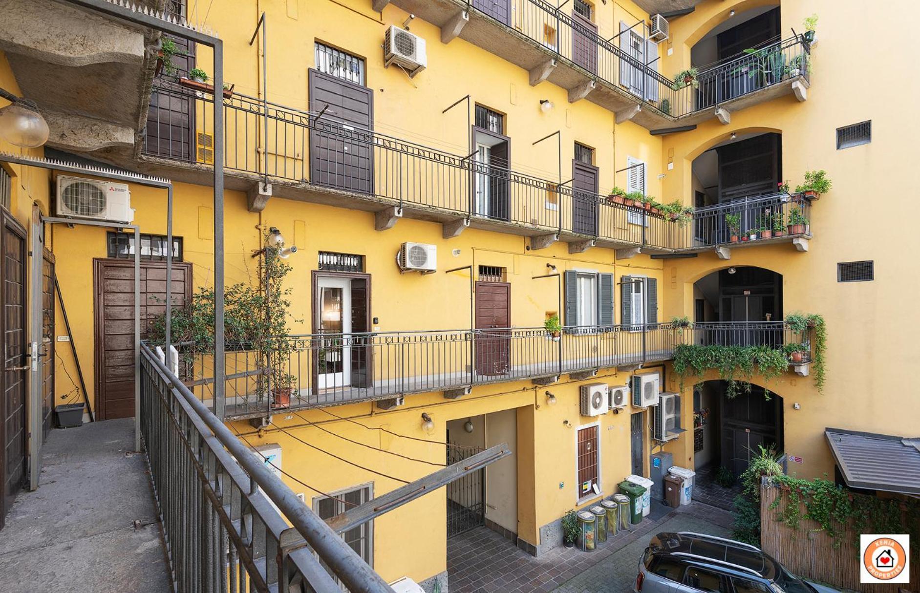 Nido Milanese - Bocconi, Navigli, Duomo Apartment Bagian luar foto